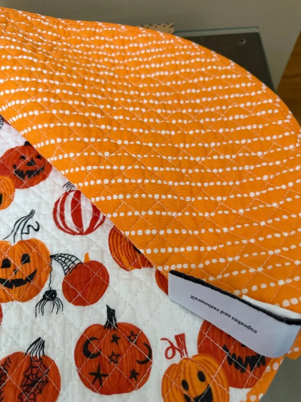 Cupcakes and Cashmere at Home Set of 4 Quilted Placemats Reversible Pumpkins NWT